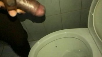 Masturbating and I cum ( slow mo