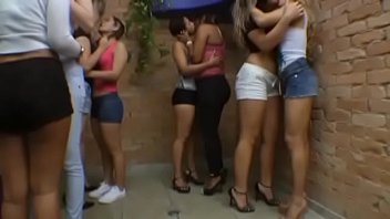 Queue of Kisses: Karina Cruel and Much Girls