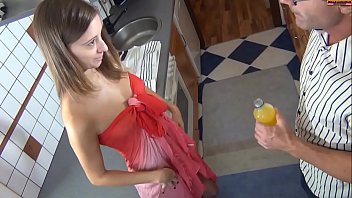 sweet 18 years old teen get fucked - einsamenachbarin.com