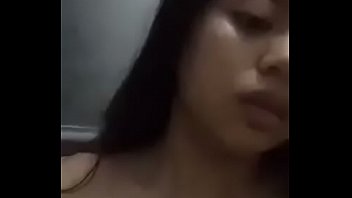 Pinay Teen gf nice to fuck those tits