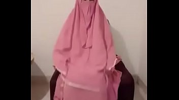 tudung jilbab asian with dildo