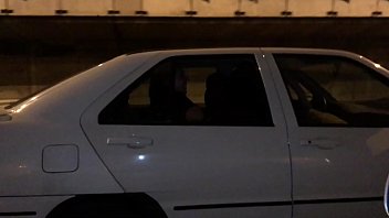 An unknown young girl shows us the boobs from the car next door when we go on the highway towards Barcelona.