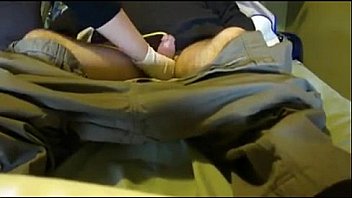Enfermeira bate uma punheta para o TETRAPLEGICO