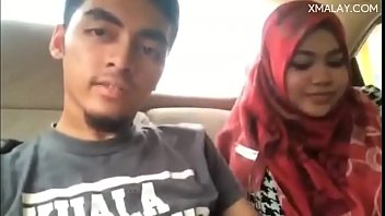 COuple fucking in car malay girl melayu seks