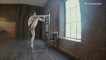 Artistic gymnastics completely naked in the studio by Rita