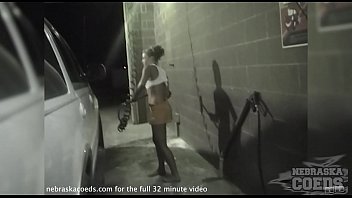 lincoln nebraska spinner girl washing my car naked in public